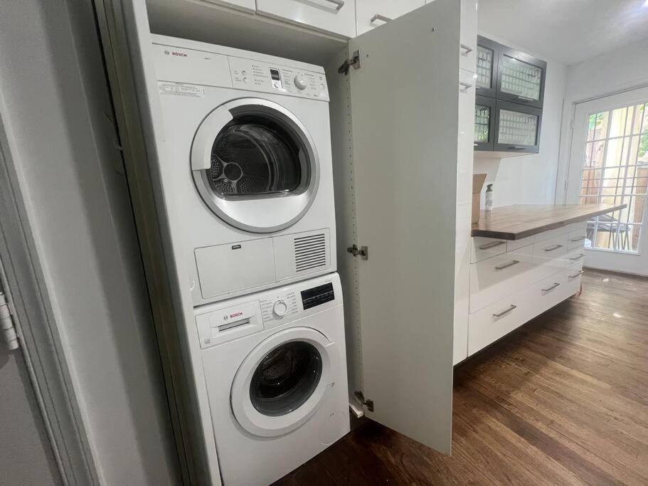 3-Bedroom House With Cute Patio Explore Dc On Foot ワシントン エクステリア 写真